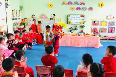 Trải nghiệm bé làm nước ép trái cây lớp 3TA, 3TA1- GV Trần Thị Kim Huệ, Đỗ Thị Thu Hàà