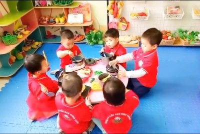 HĐG Xây dựng tường bao vườn rau nhà bé lớp NTA- GV Đỗ Thị Nhường