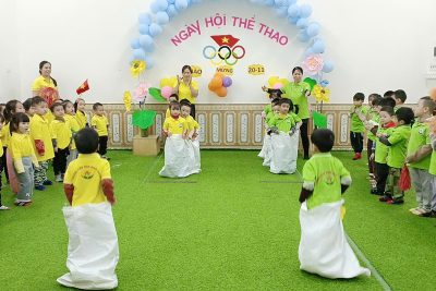 Bồi dưỡng chuyên môn chuyên đề:Hướng dẫn tổ chức hoạt động ngoài trời, hoạt động góc, trò chơi vận động nhằm phát triển thể chất, tình thần cho trẻ